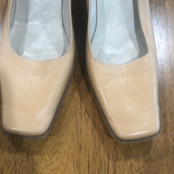 Coach camel color leather pumps - Picture 5 of 5